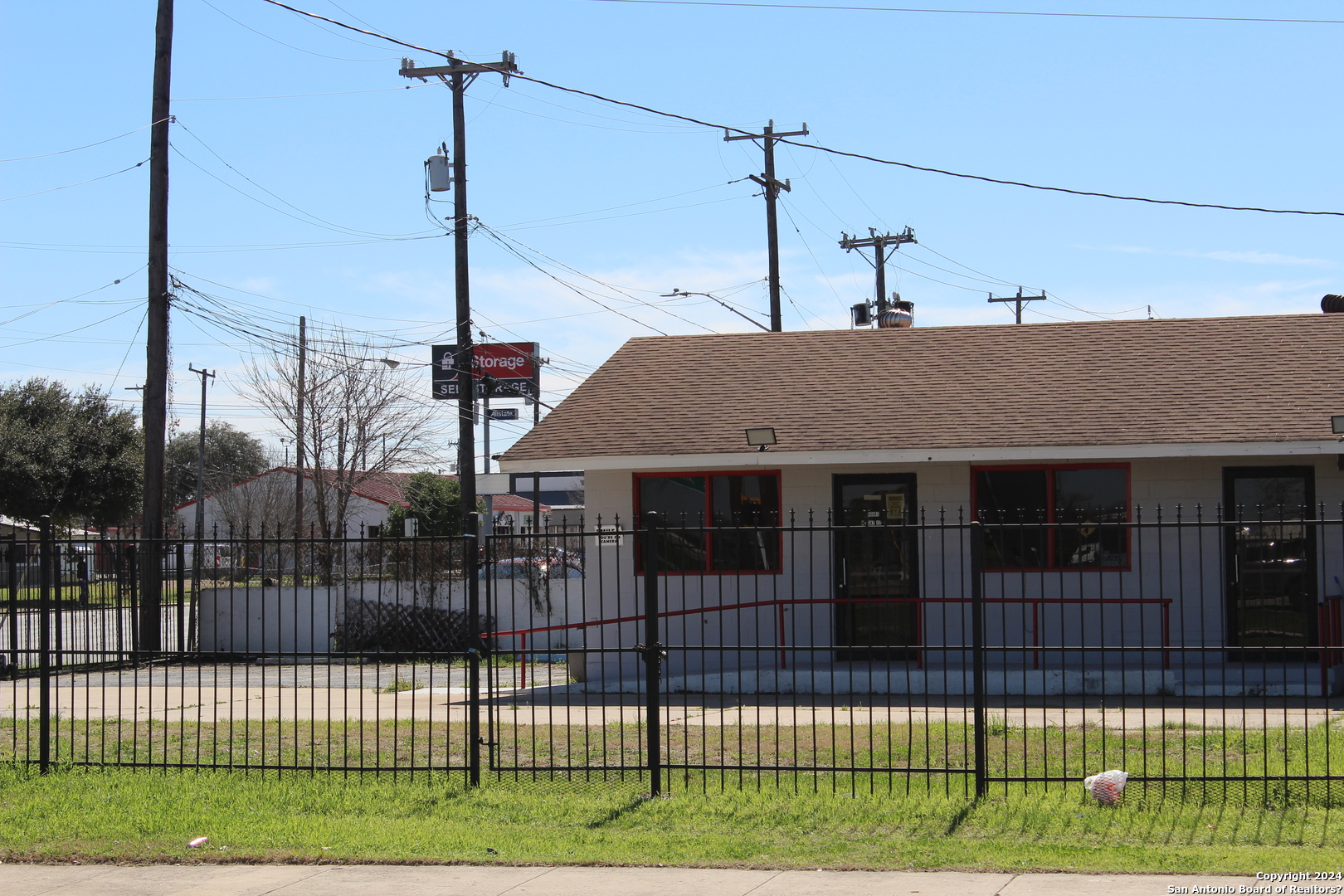 1707 S General Mcmullen Drive San Antonio TX 78237