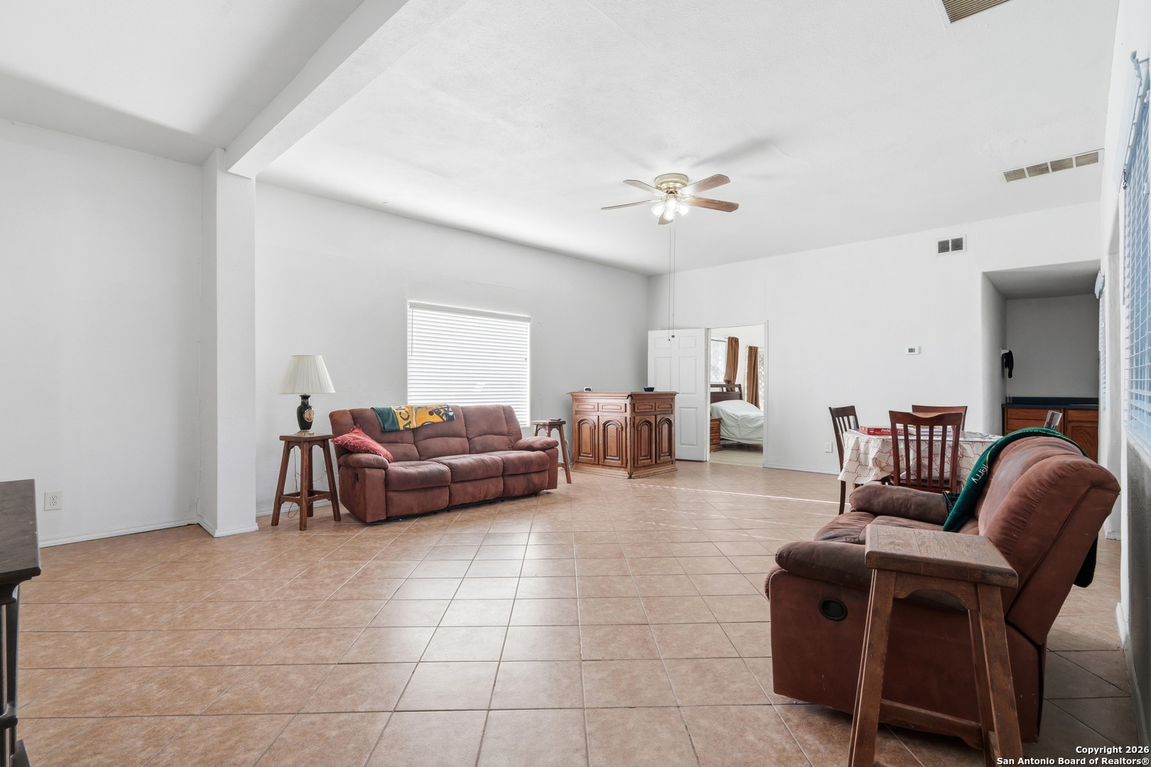 483 Sassman Road Marion TX 78124