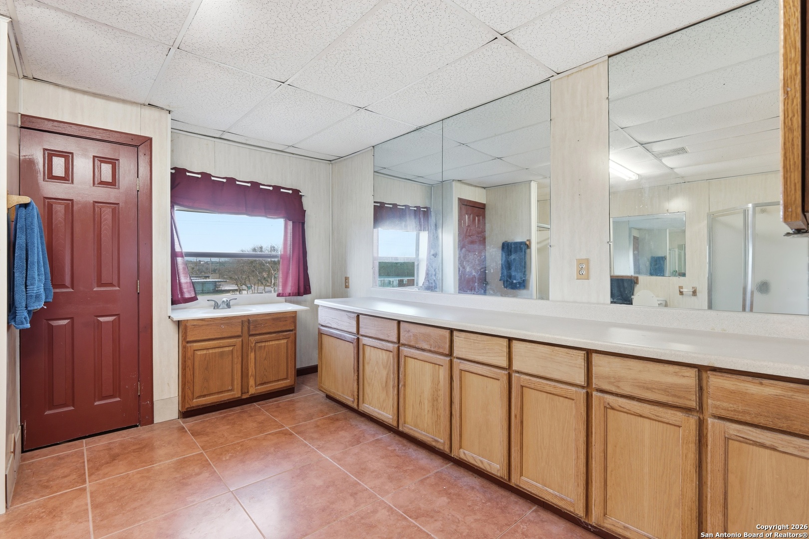 483 Sassman Road Marion TX 78124