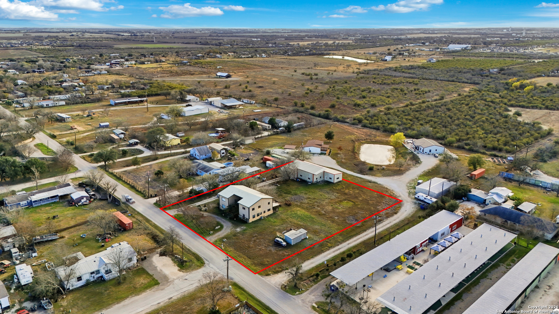 483 Sassman Road Marion TX 78124