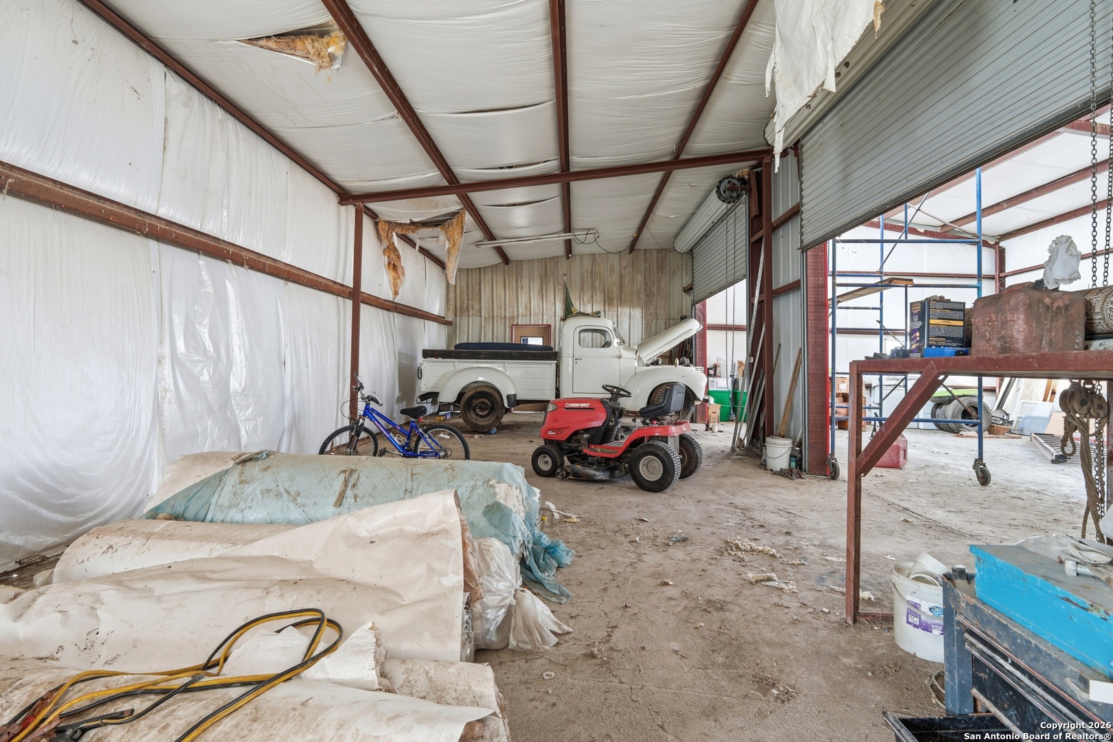 483 Sassman Road Marion TX 78124