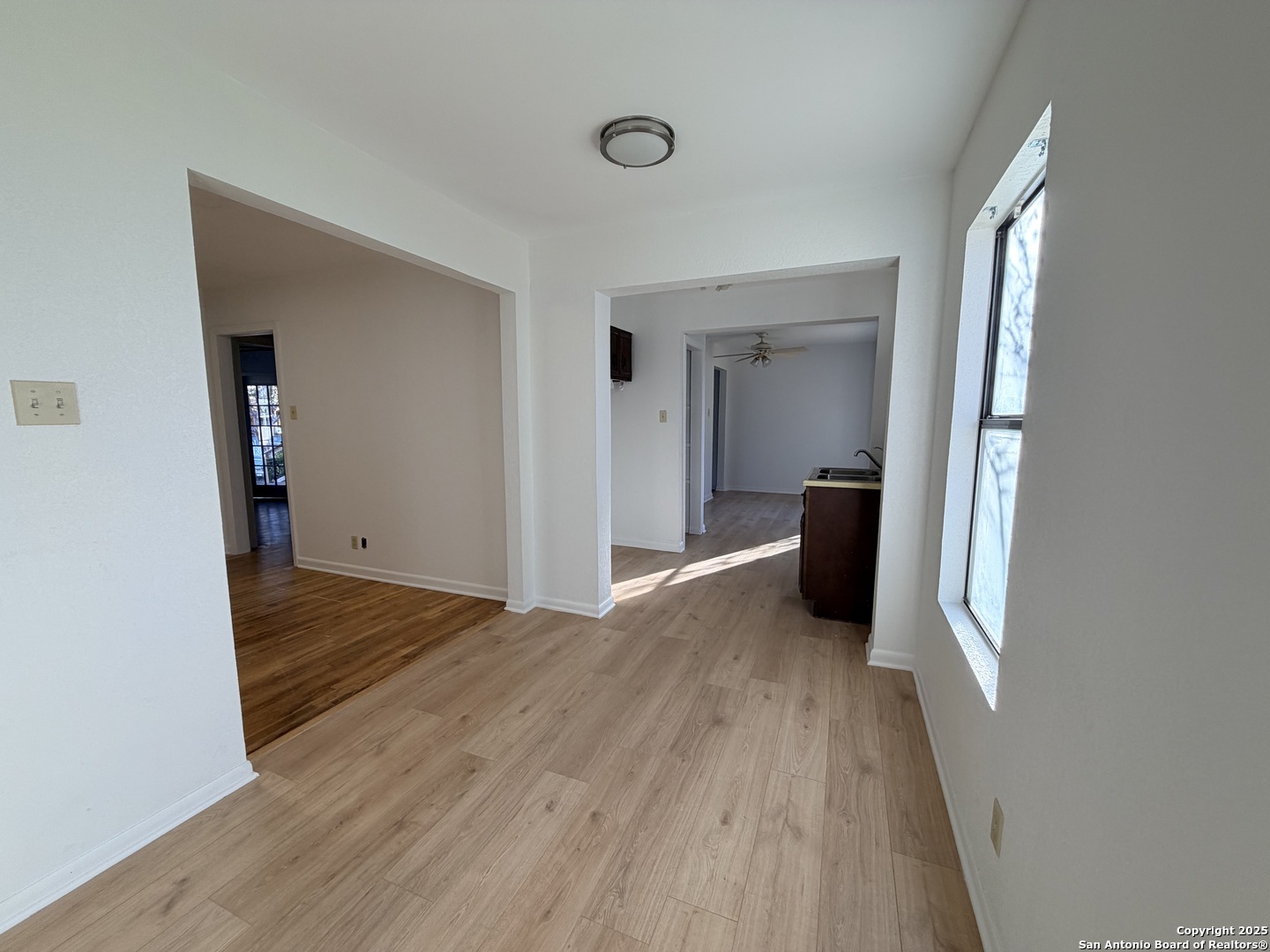 903 W Goodwin Pleasanton TX 78064