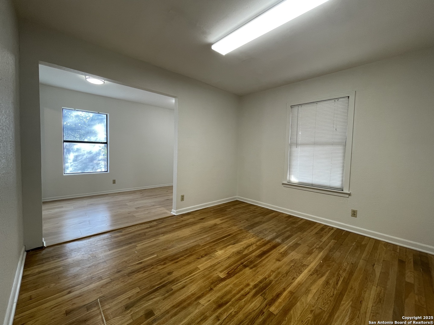 903 W Goodwin Pleasanton TX 78064