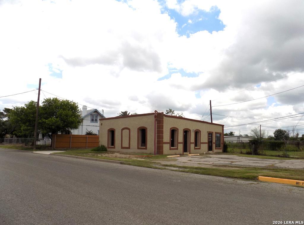 1001 Ferry Street Eagle Pass TX 78852