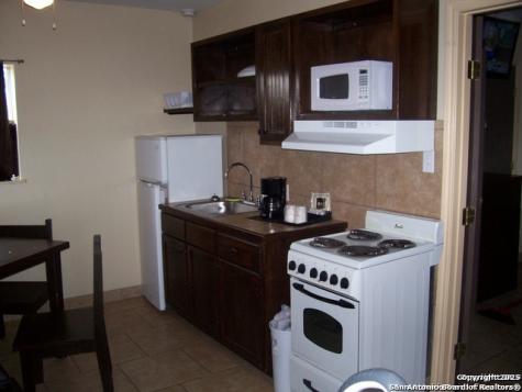 303 N State Highway 123 Karnes City TX 78118