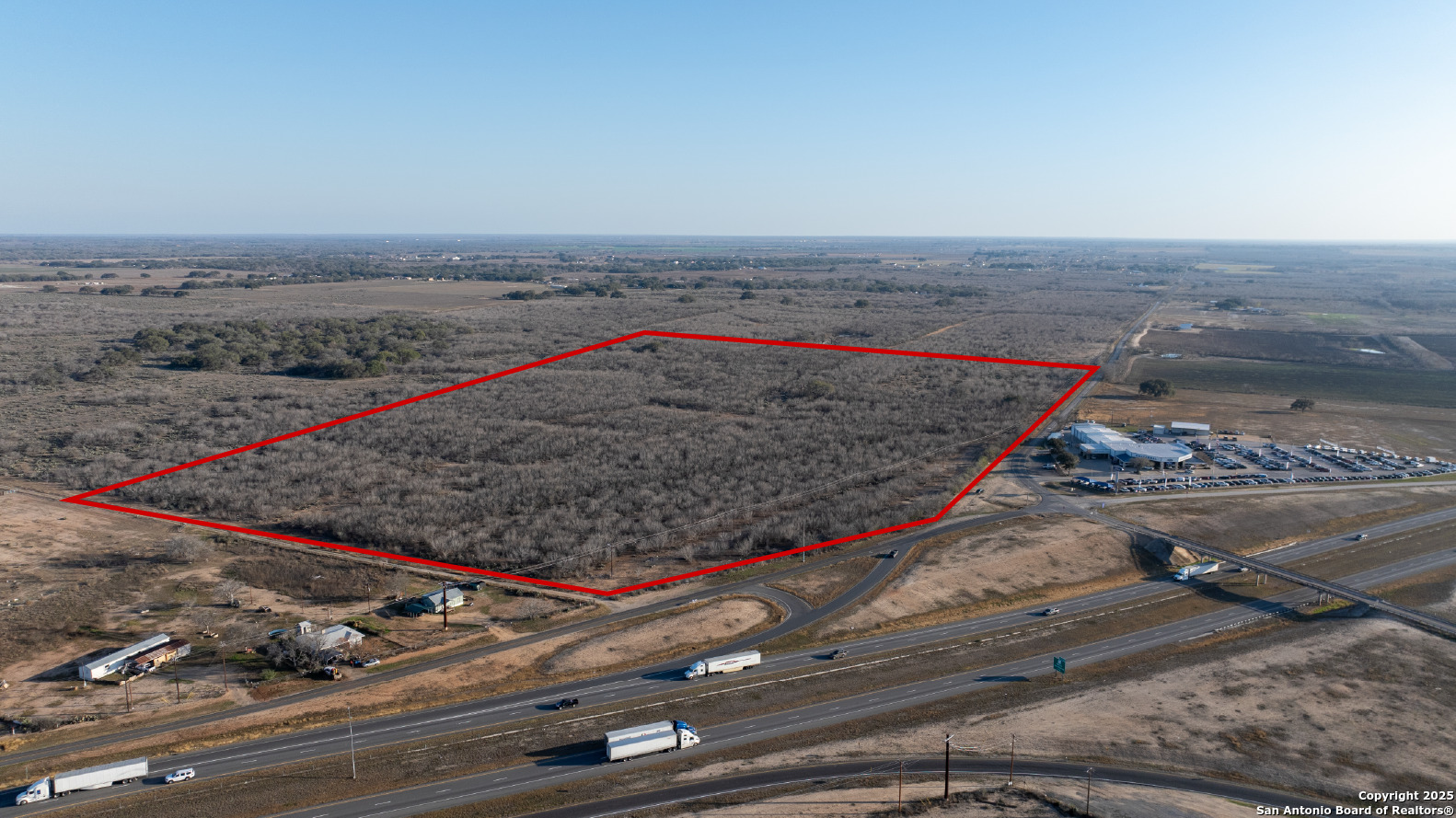 465 S Cr 773 Devine TX 78016