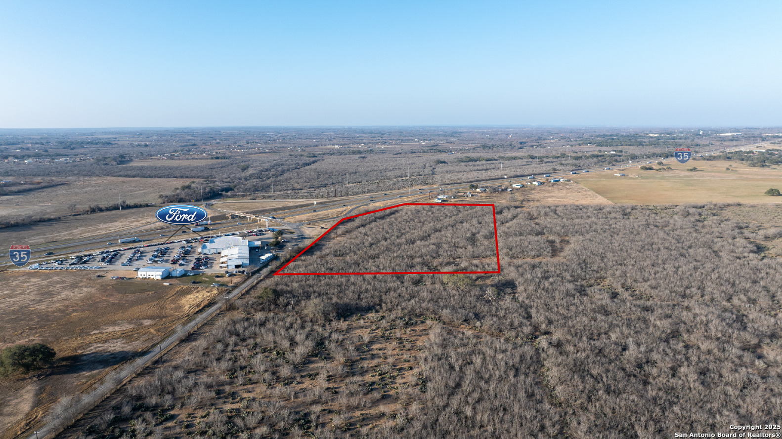 465 S Cr 773 Devine TX 78016