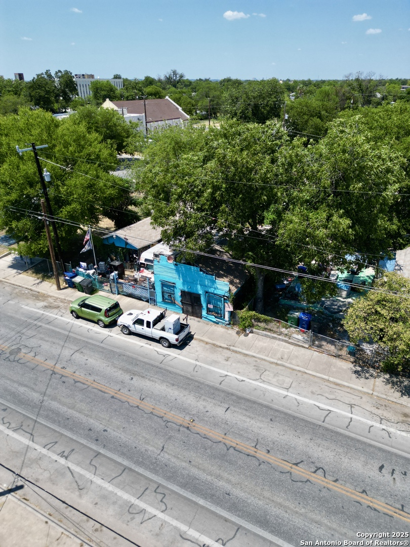 2217 Guadalupe San Antonio TX 78207