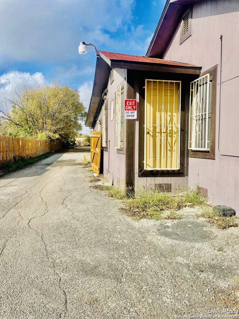 2543 Goliad Road San Antonio TX 78223