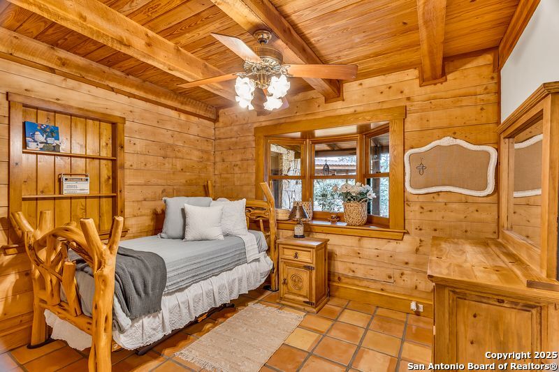 700 Ledgerock Wimberley TX 78676