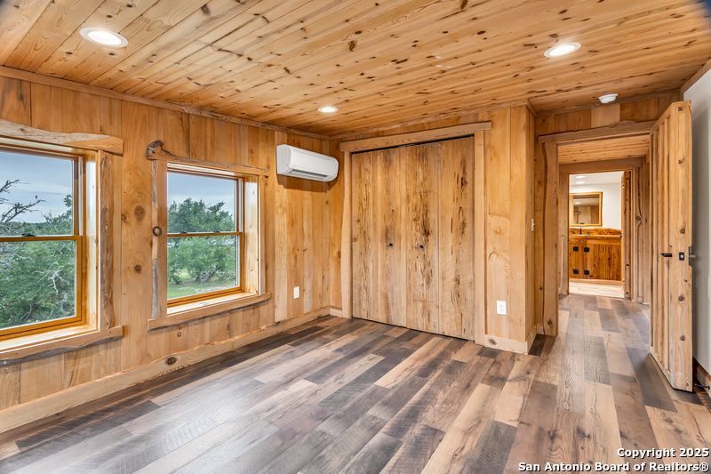 700 Ledgerock Wimberley TX 78676