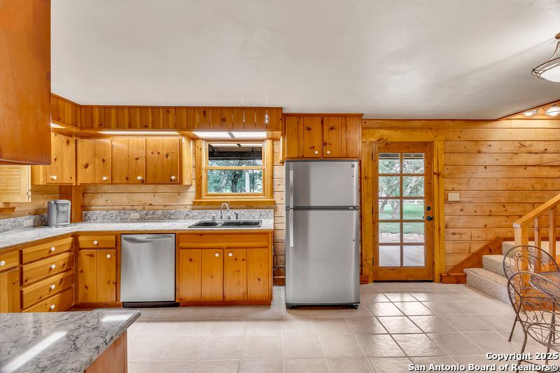 700 Ledgerock Wimberley TX 78676