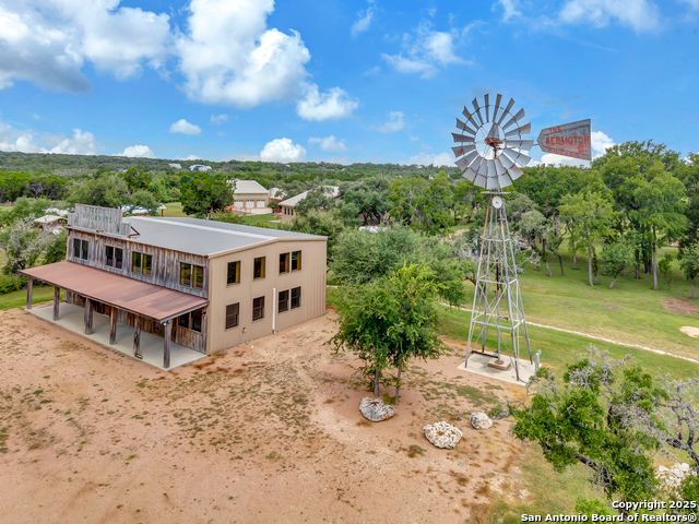 700 Ledgerock Wimberley TX 78676