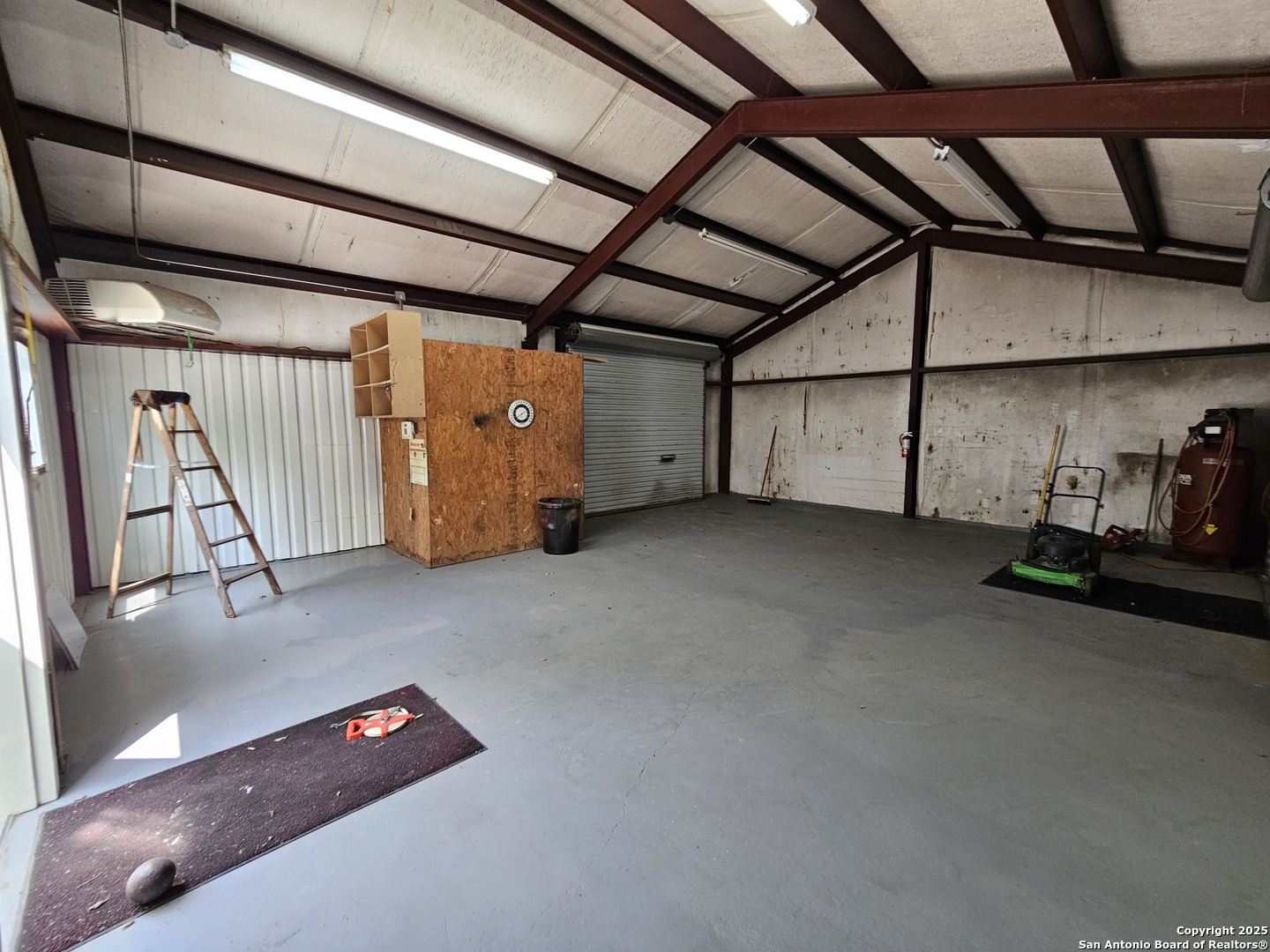 458 Jones Avenue Blanco TX 78606