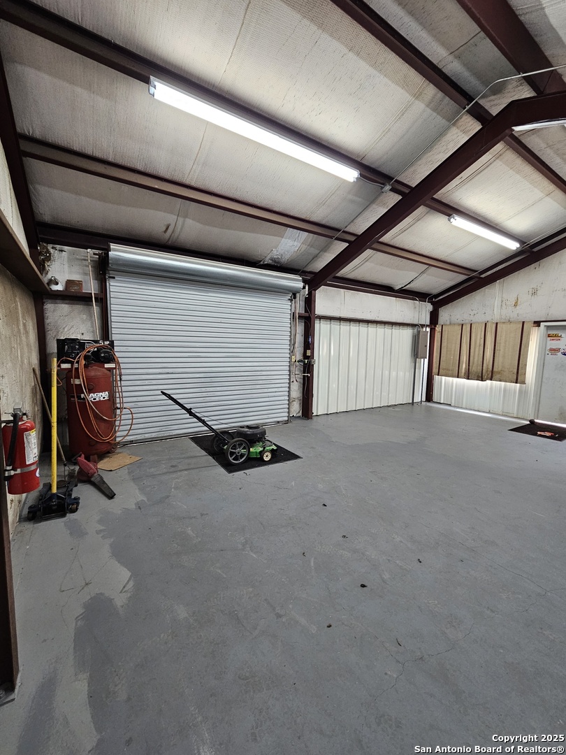 458 Jones Avenue Blanco TX 78606