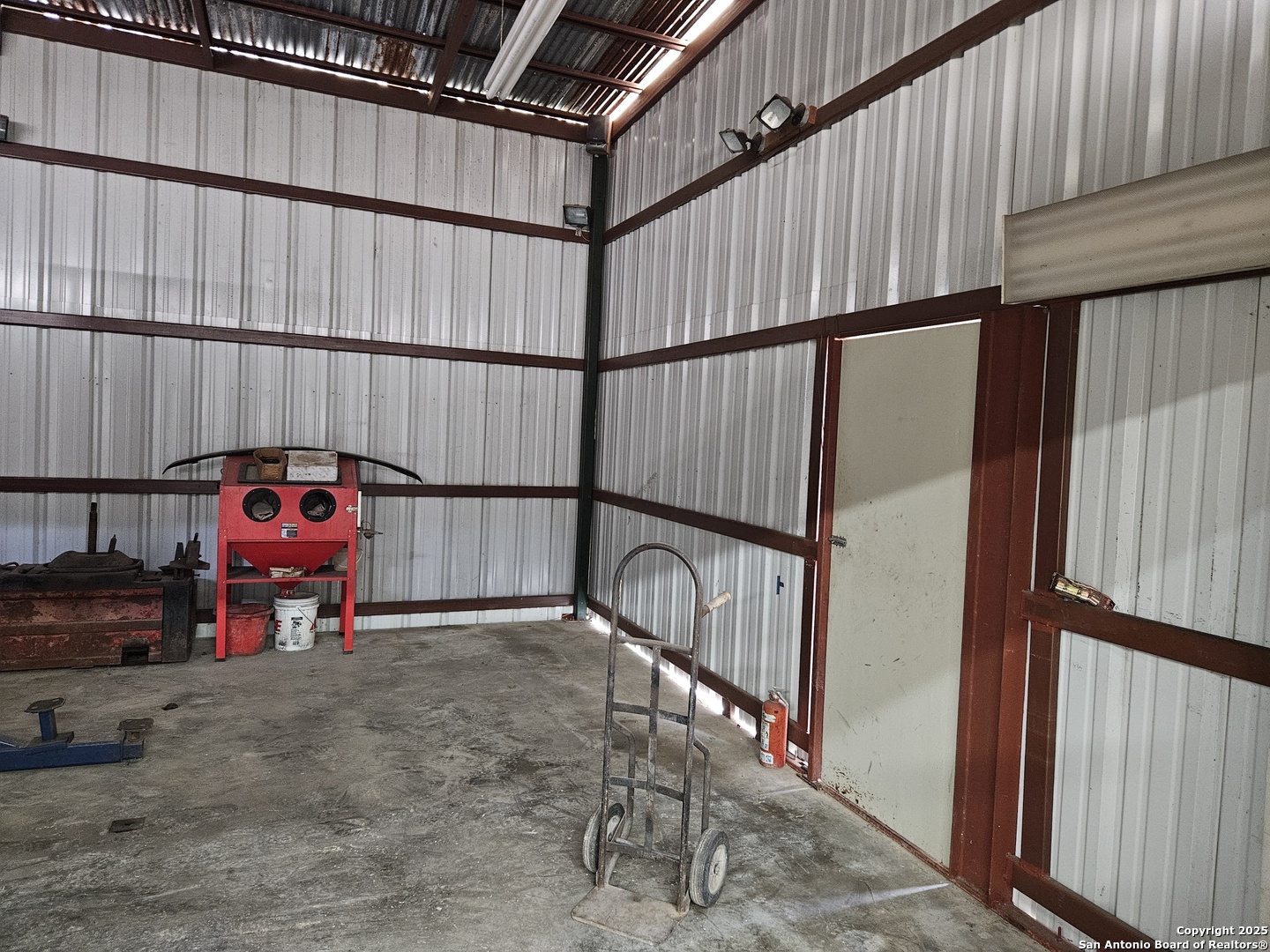 458 Jones Avenue Blanco TX 78606