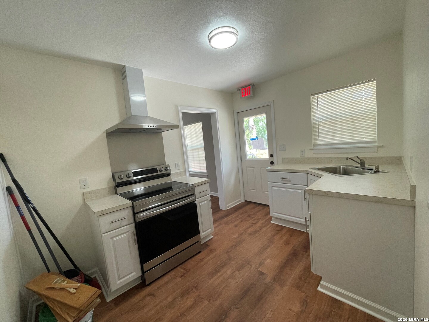 1507 W Hilderbrand San Antonio TX 78202