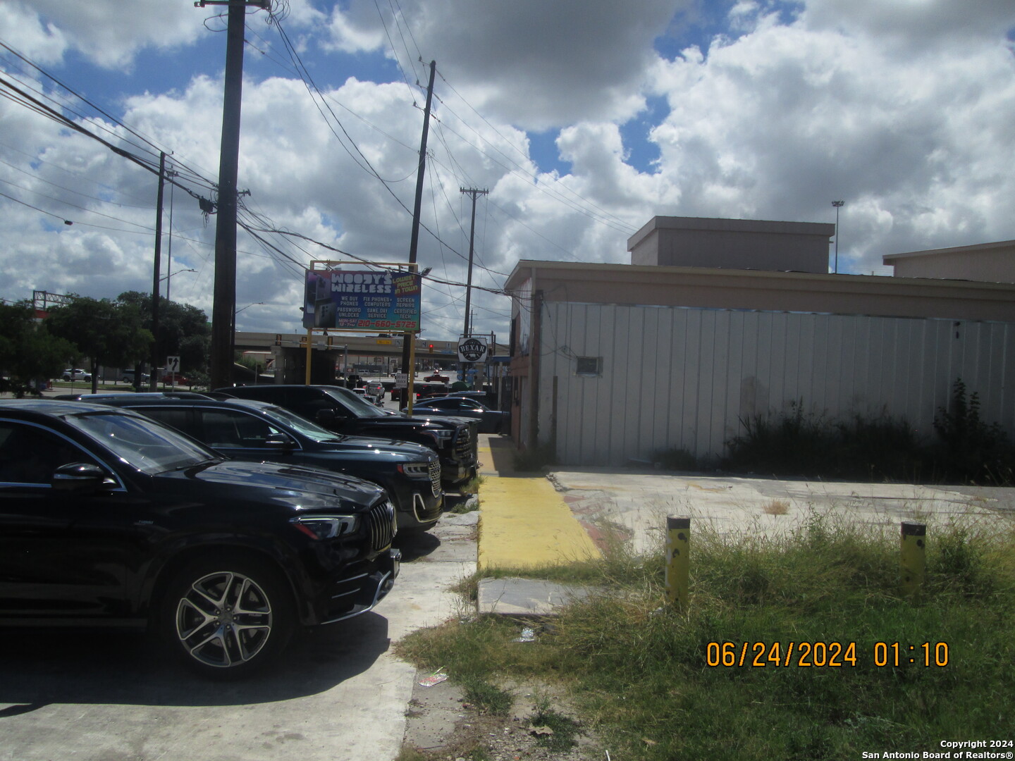 1410 W Hildebrand Avenue San Antonio TX 78201