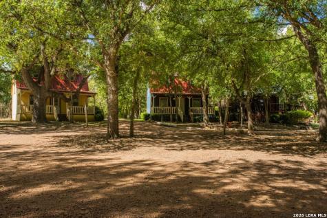 10207 E Us Highway 290 Fredericksburg TX 78624