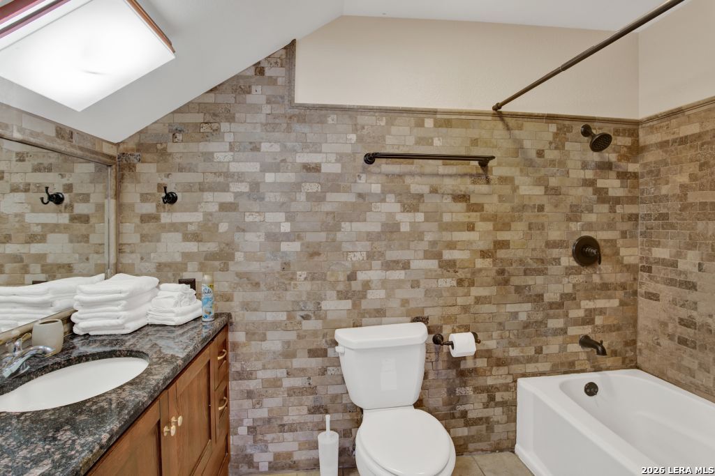 10207 E Us Highway 290 Fredericksburg TX 78624