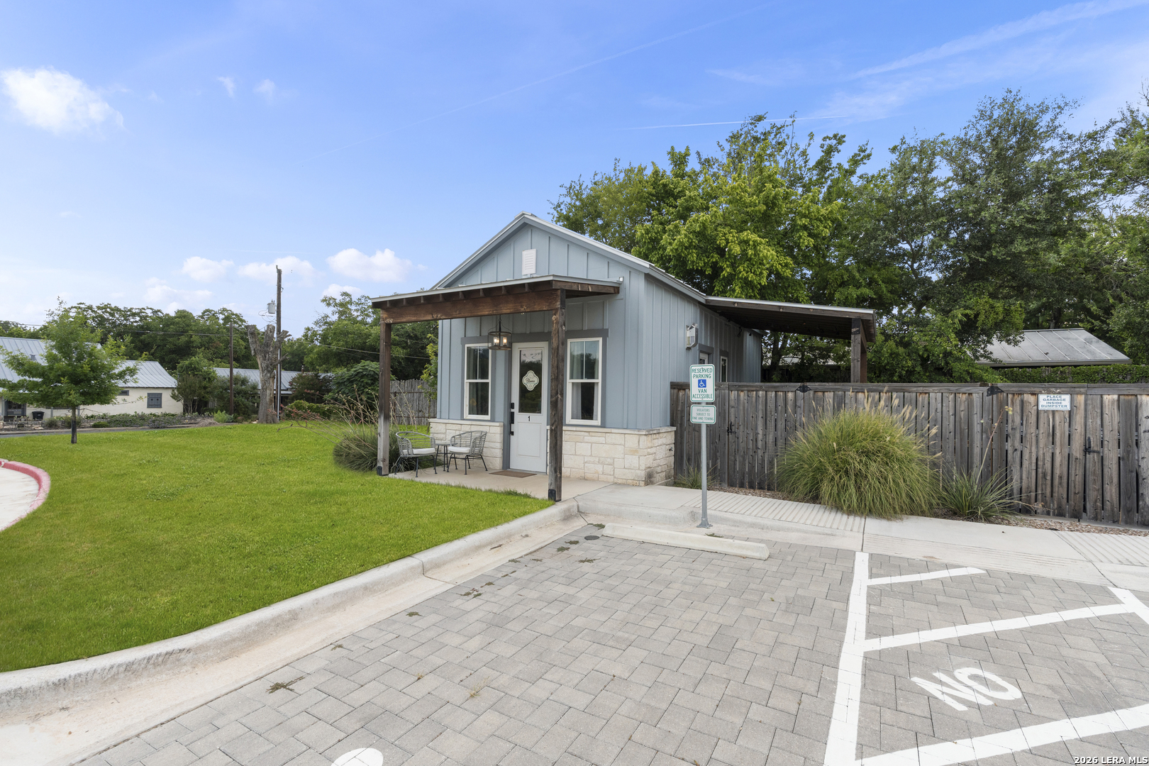 506 E Ufer Street Fredericksburg TX 78624
