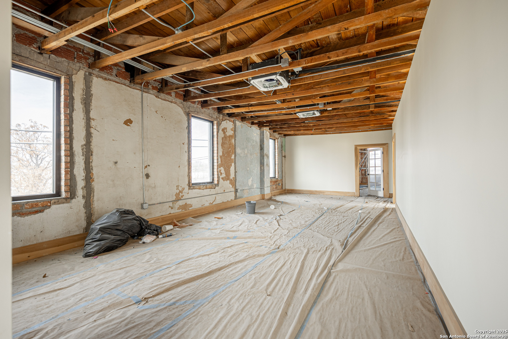 2601 S Flores San Antonio TX 78204