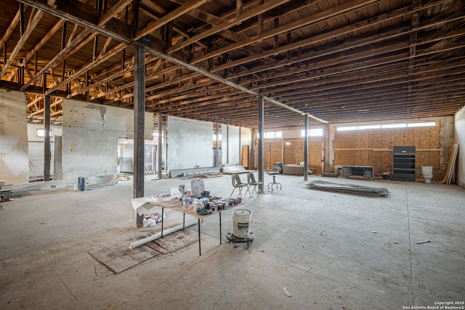 2601 S Flores San Antonio TX 78204