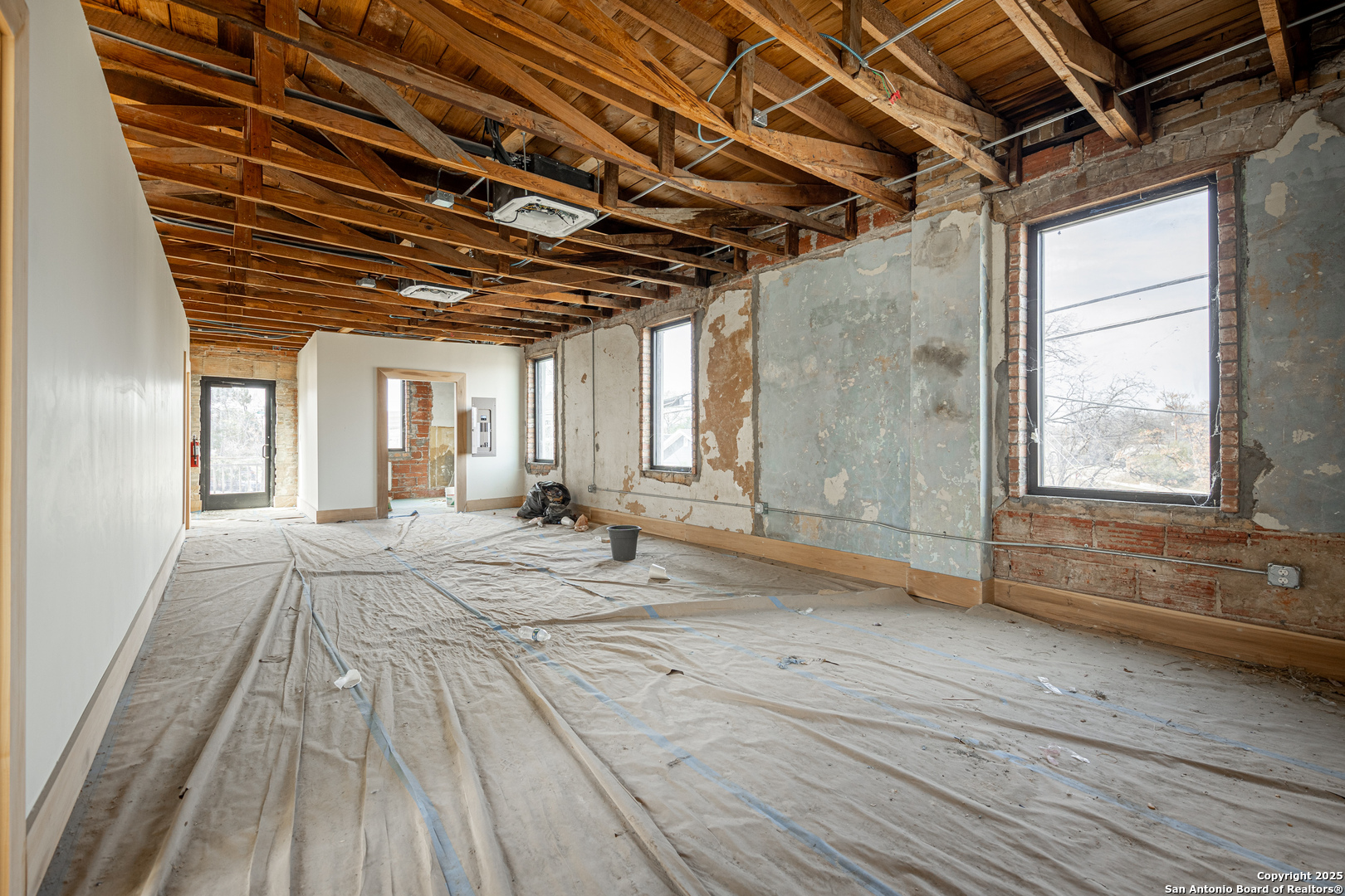 2601 S Flores San Antonio TX 78204