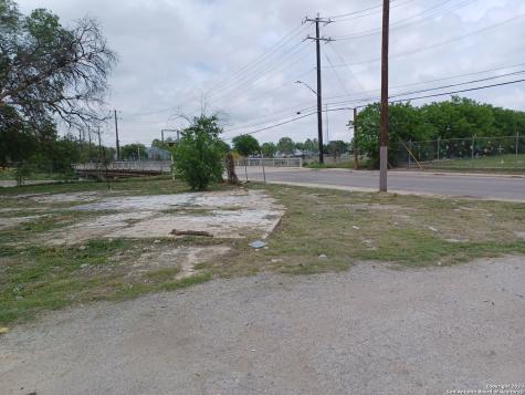 1225 S Brazos Street San Antonio TX 78207