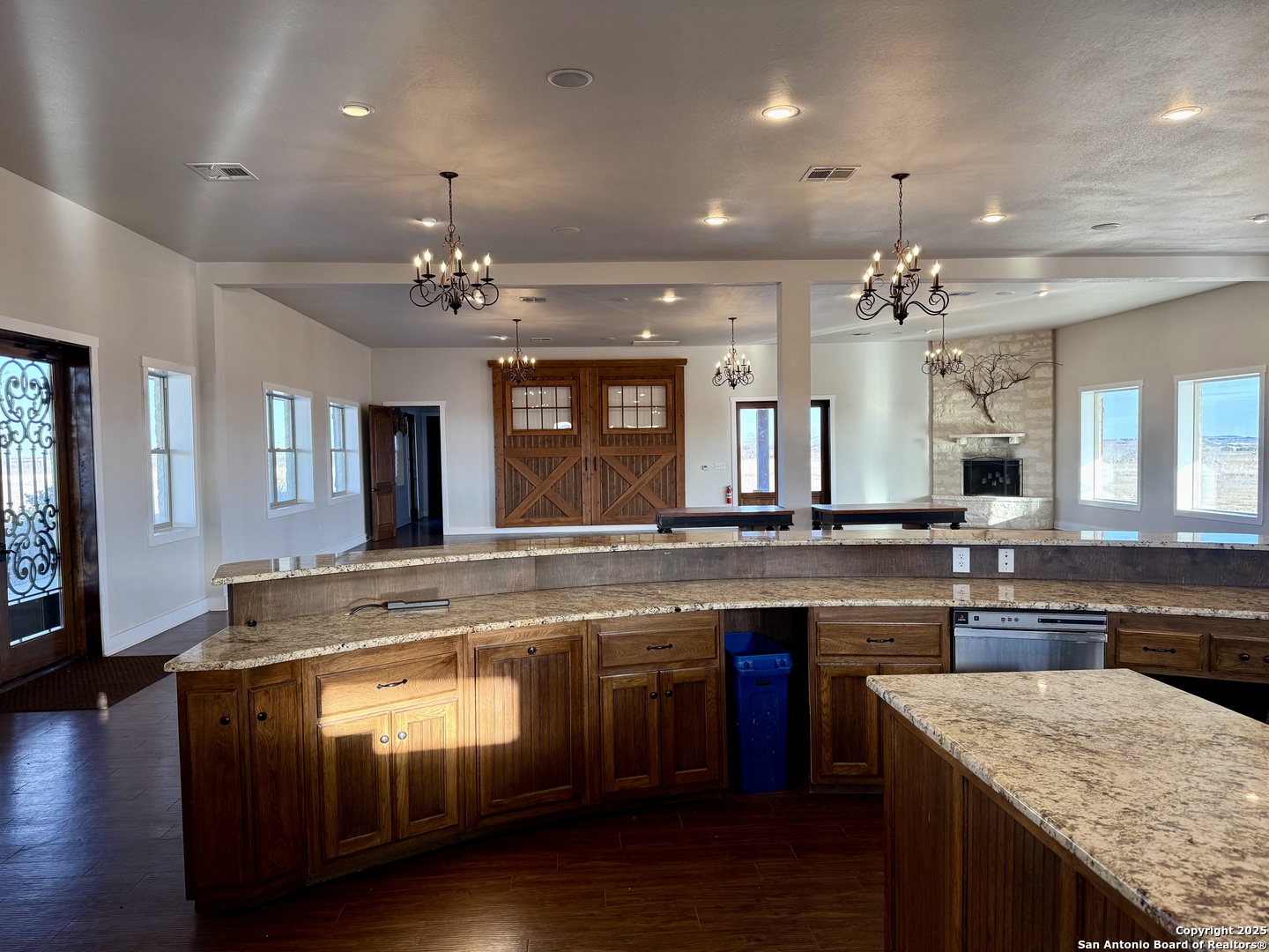 3125 Cr 212 Bertram TX 78605