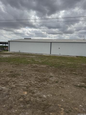 103 Turner Floresville TX 78114