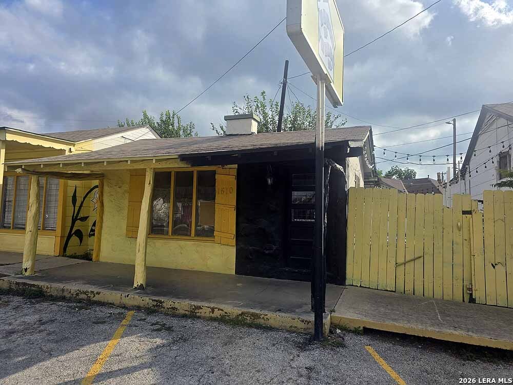 1500 Fredericksburg Road San Antonio TX 78201