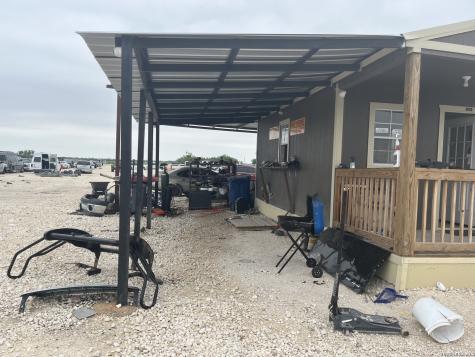 Lot 7 Summerwood Lane La Pryor TX 78872