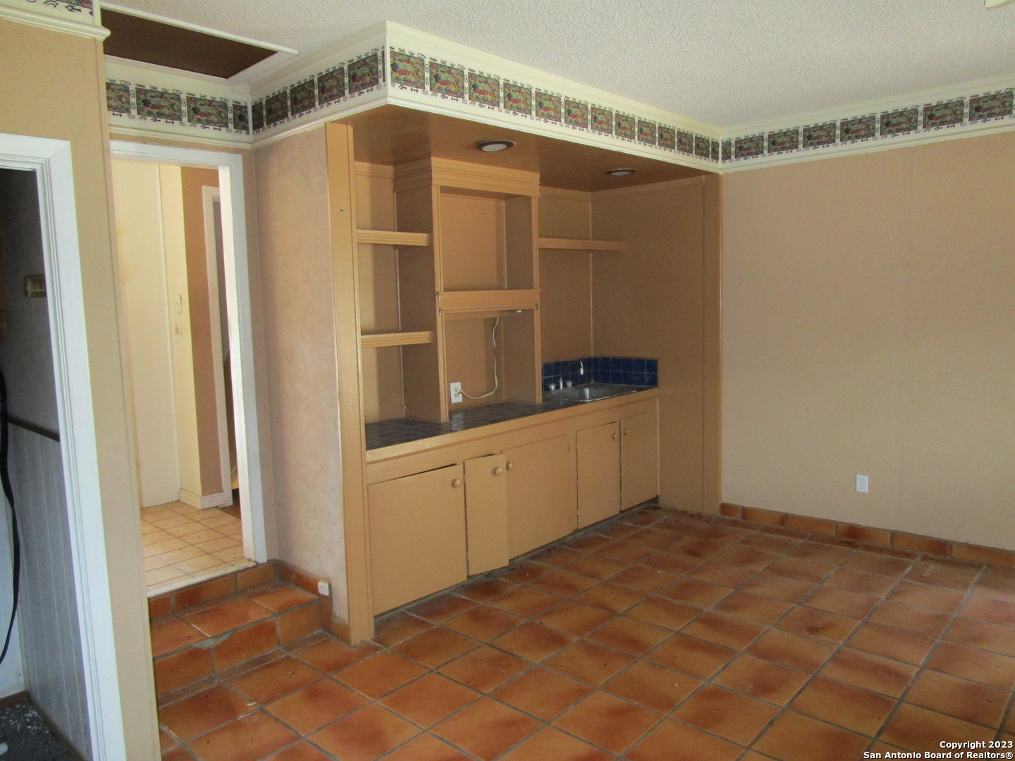 1203 N Walnut Avenue New Braunfels TX 78130