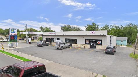 1822 N Zarzamora Street San Antonio TX 78201