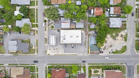 1822 N Zarzamora Street San Antonio TX 78201