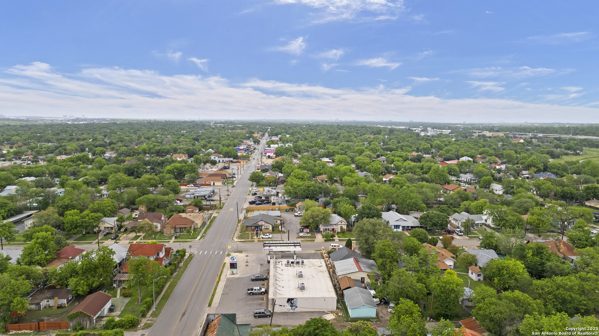 1822 N Zarzamora Street San Antonio TX 78201