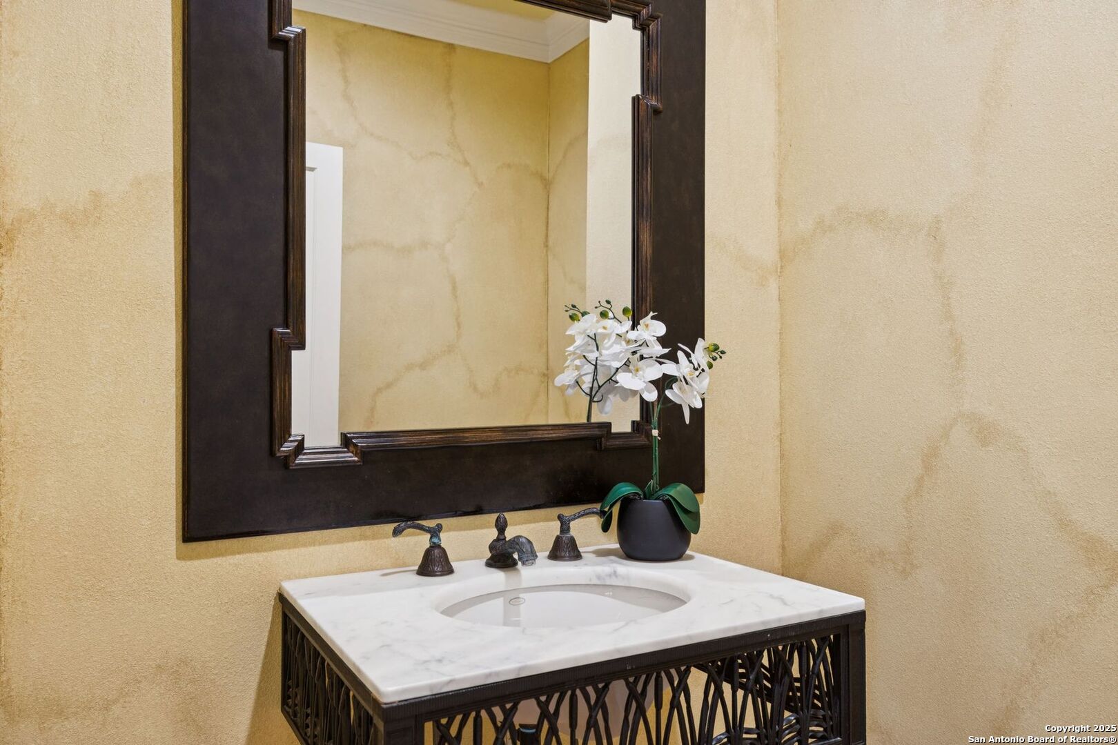 2317 North Main Avenue San Antonio TX 78212