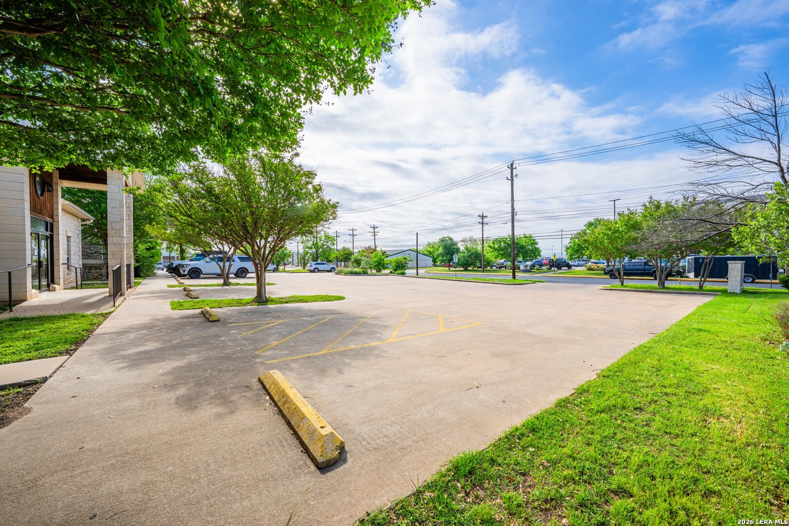 204 W Windcrest Fredericksburg TX 78624