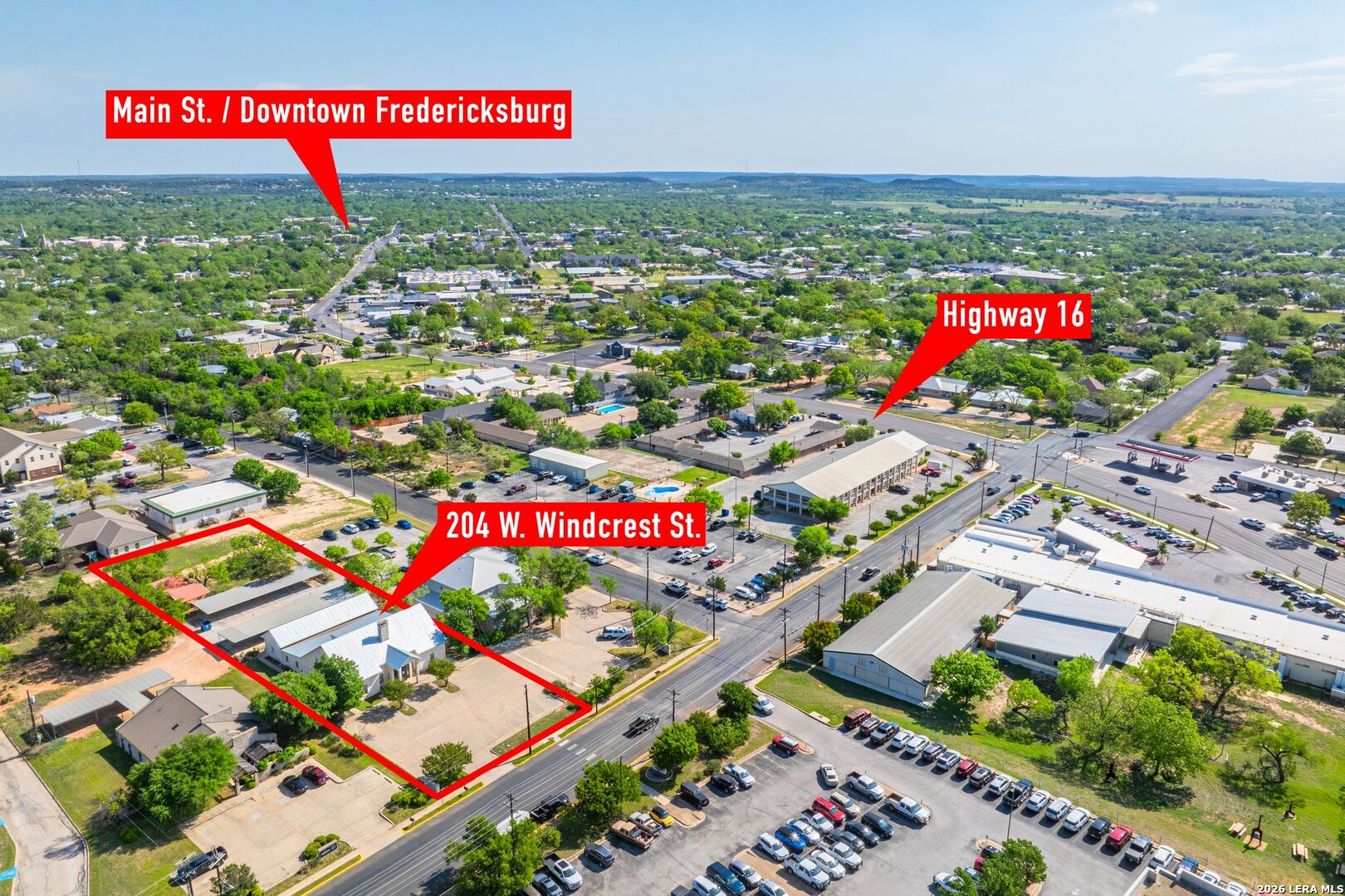 204 W Windcrest Fredericksburg TX 78624