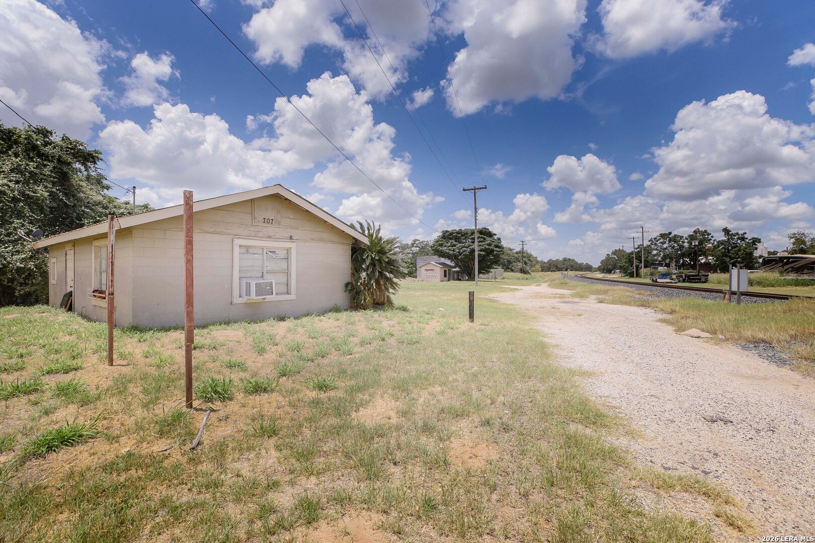 707 Second Street Pleasanton TX 78064