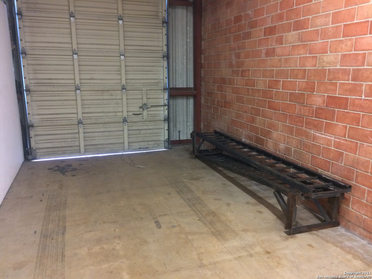 8446 Gault Lane San Antonio TX 78209