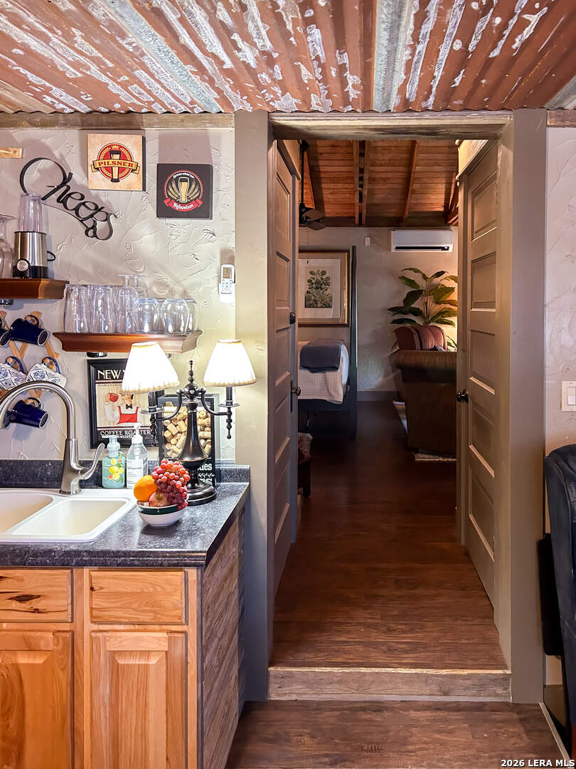 504 Tivy Kerrville TX 78028