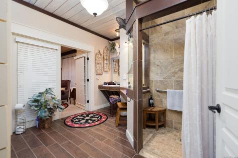 504 Tivy Kerrville TX 78028