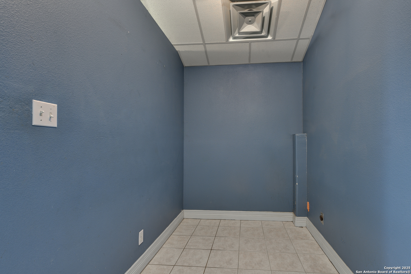 5107 Monaco Circle San Antonio TX 78263