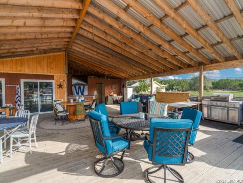 8161 State Highway 16 Pipe Creek TX 78063