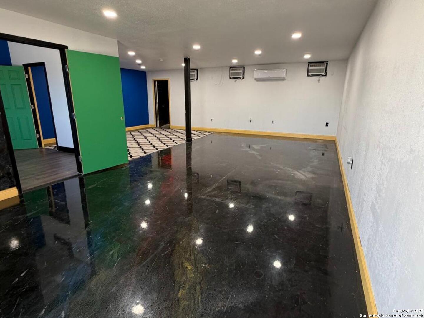 8845 Fm 1976 Converse TX 78109