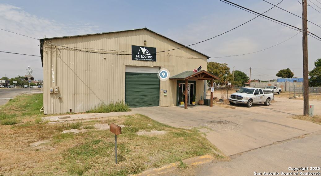 26 W Washington Drive San Angelo TX 76903