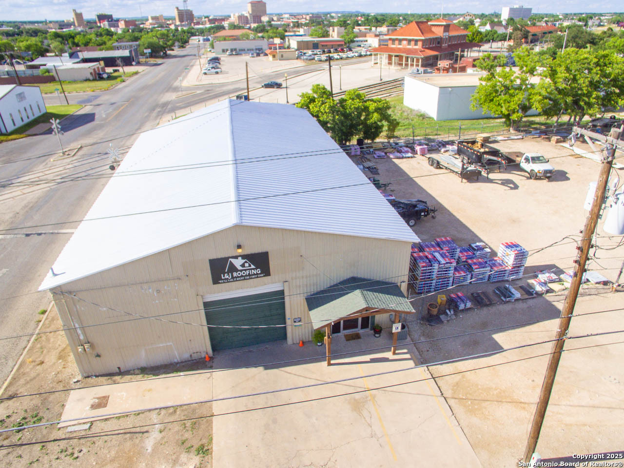 26 W Washington Drive San Angelo TX 76903