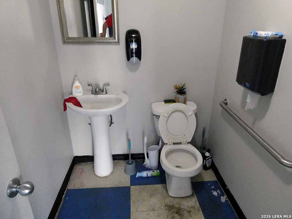 1021 Patricia San Antonio TX 78213